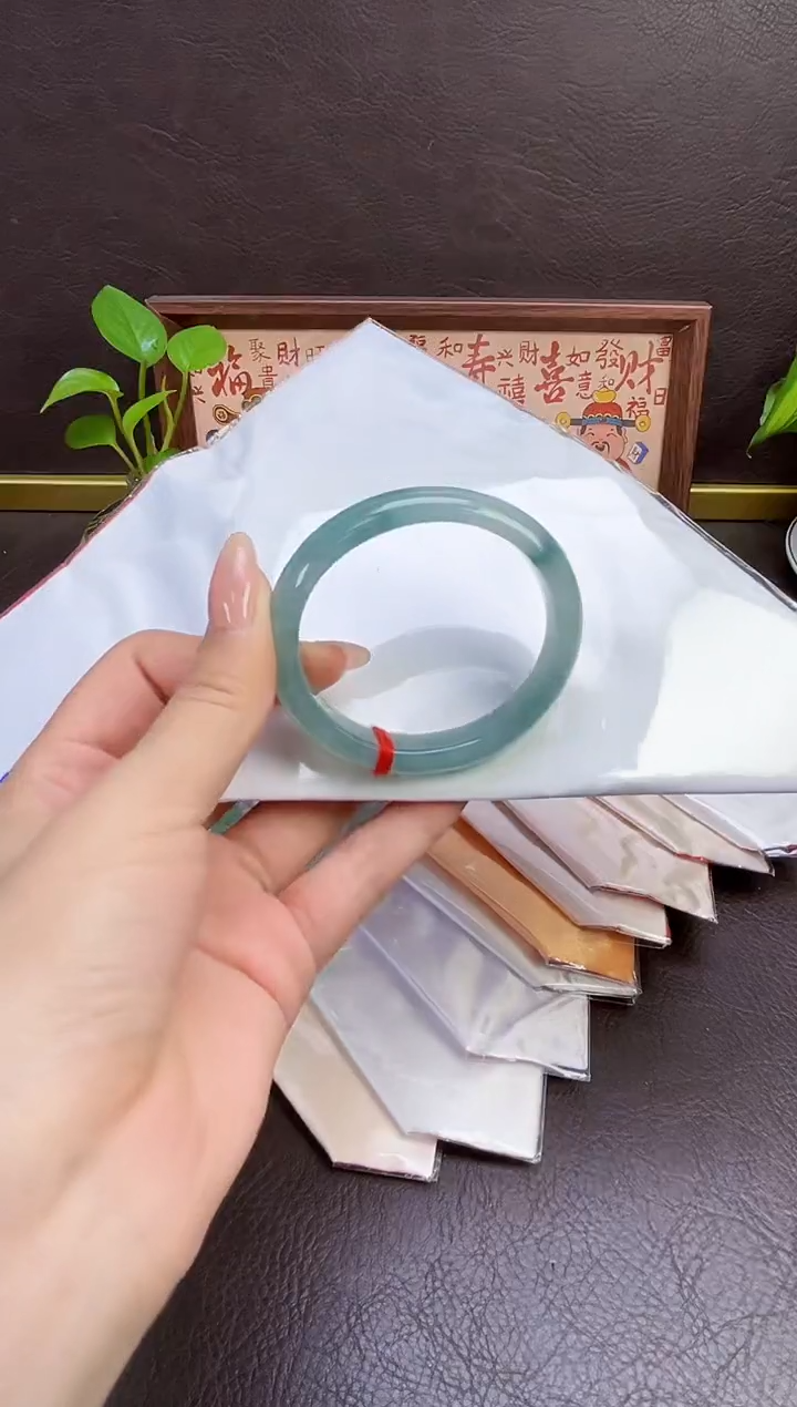 未镶嵌手镯翡翠llllllll