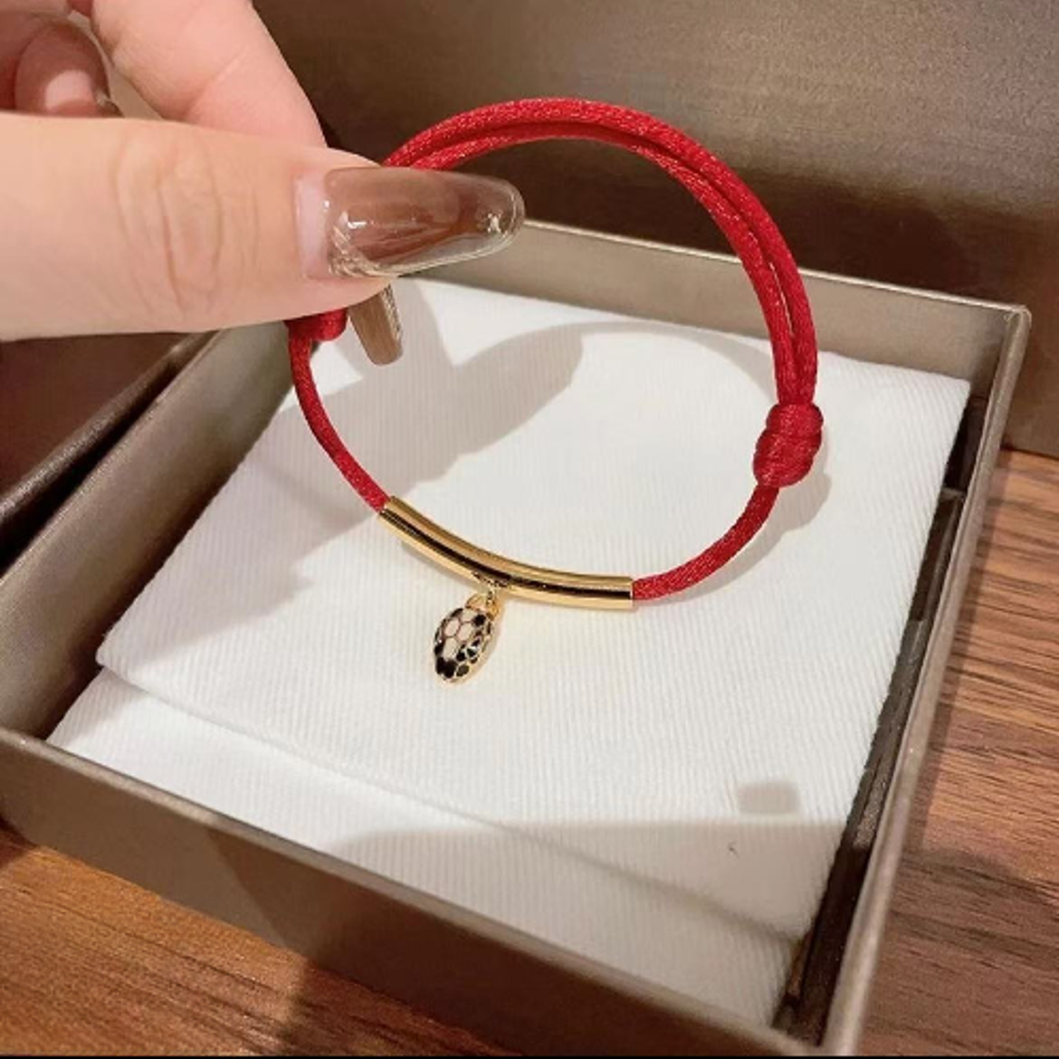 #曼#004红绳小手链百搭轻奢简约ins手链