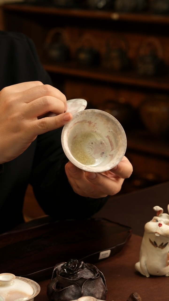 【闪购商品】杯595樱花粉柴烧盖碗福利款不退不换