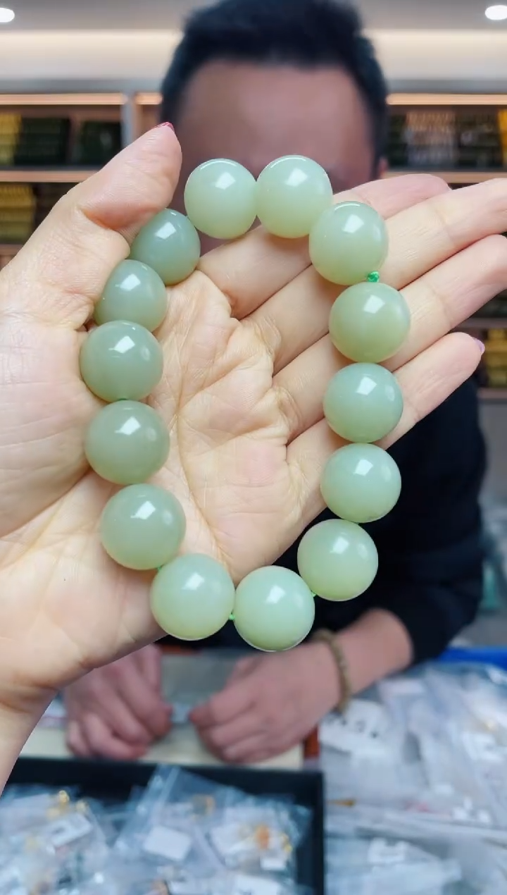 【闪购商品】和田玉`未镶嵌多样性发一件