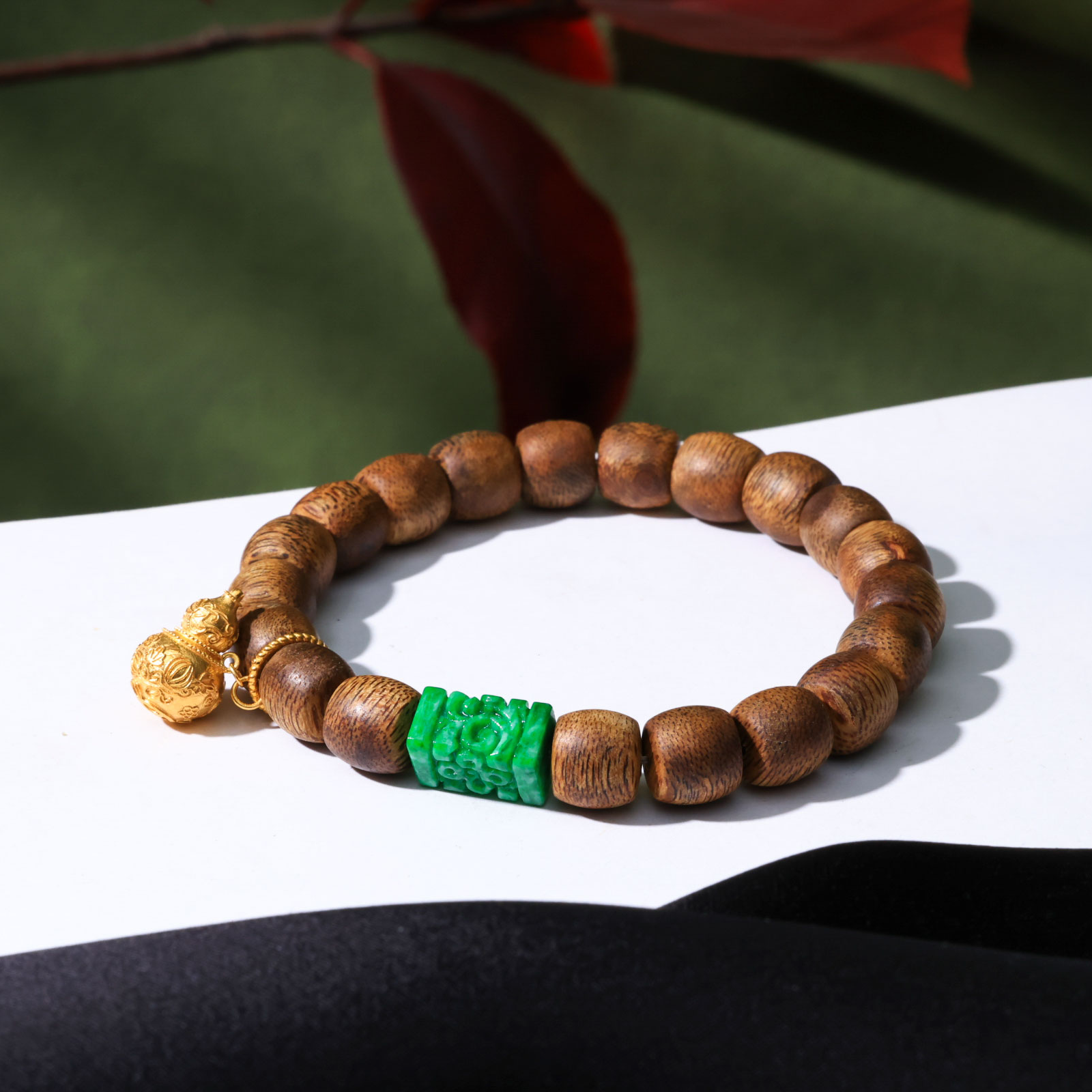 沉香【意婵】《听悟》“本场必拍”18k金天然棋楠沉香单圈缅A翡翠917114