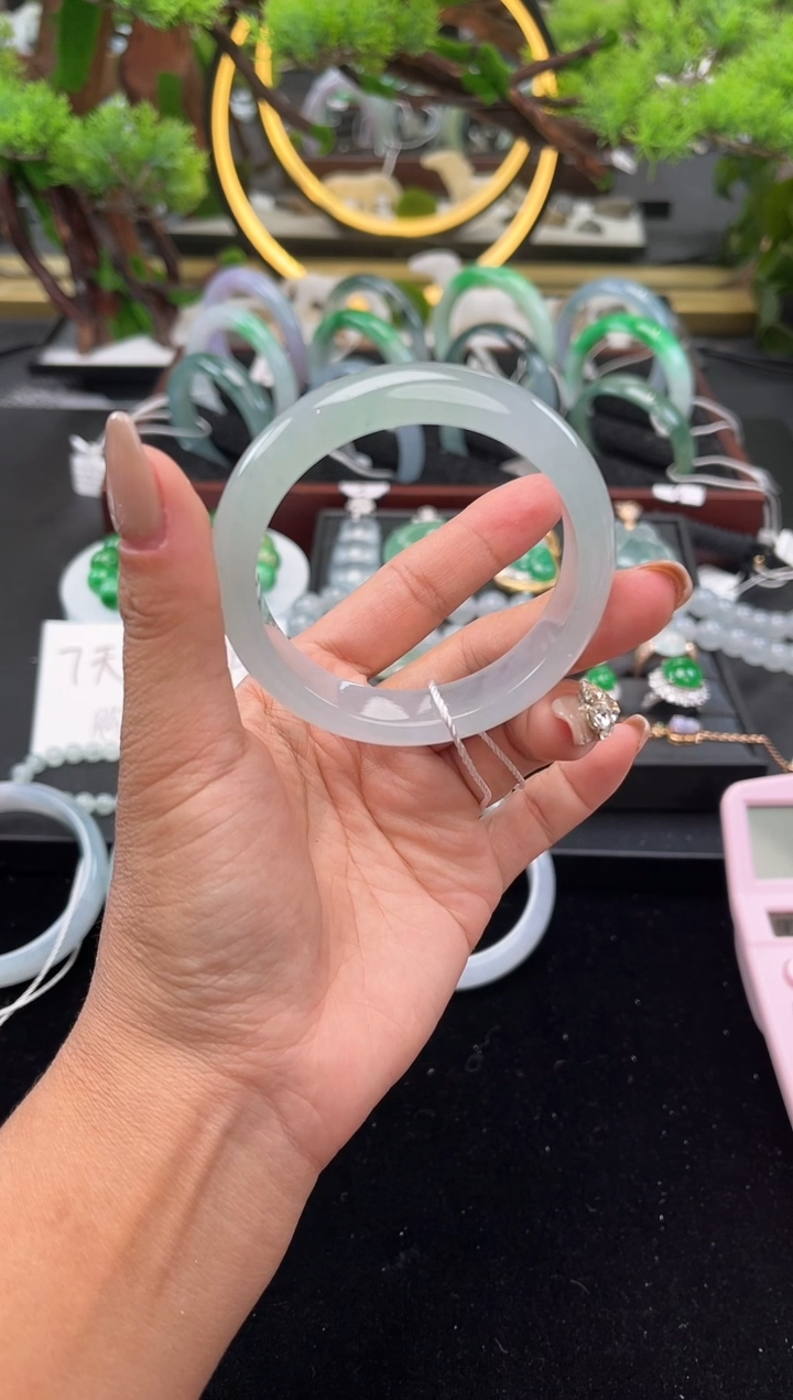 未镶嵌手镯翡翠手镯