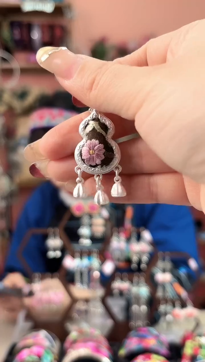 小*艺枝独绣手工饰品82