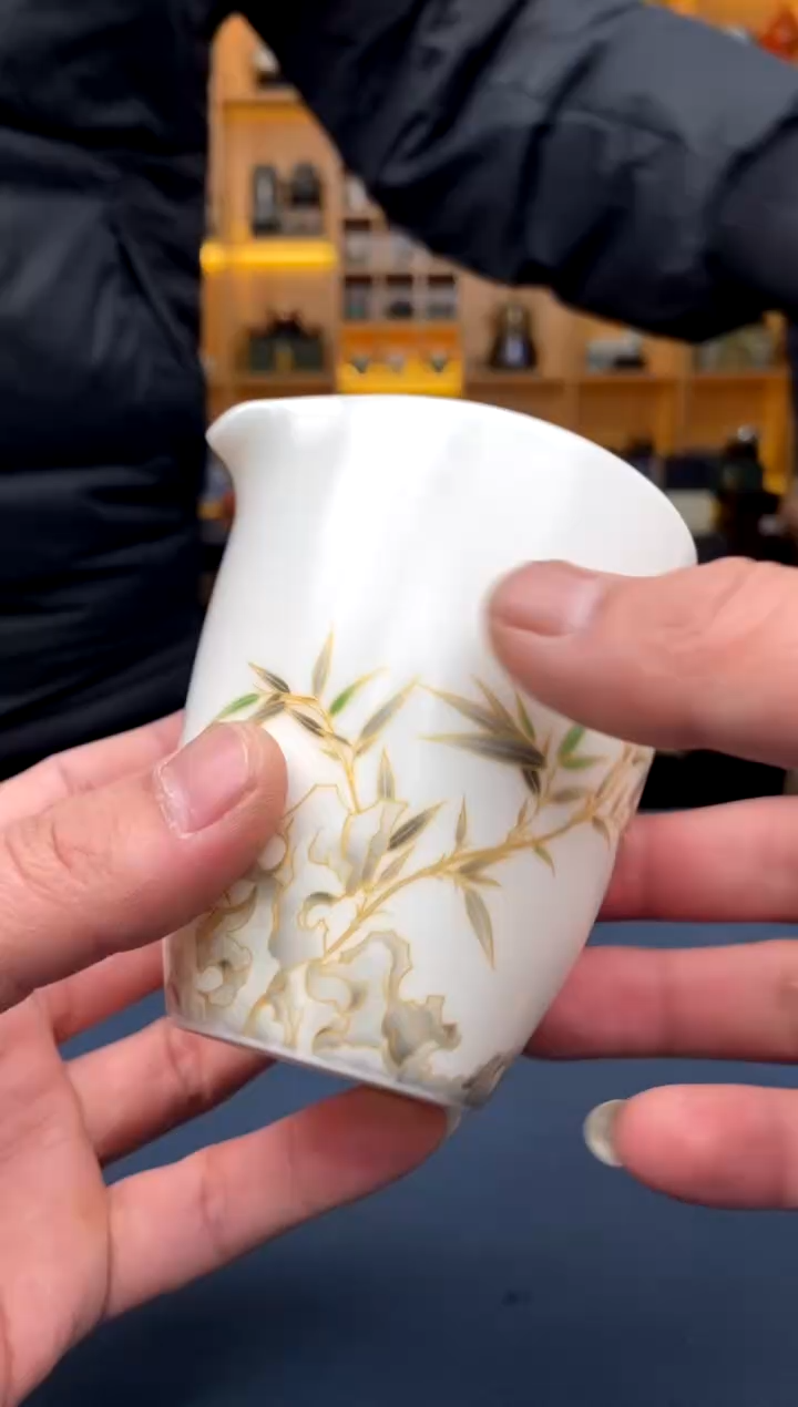 【闪购商品】撤柜高货，价格随便开@@