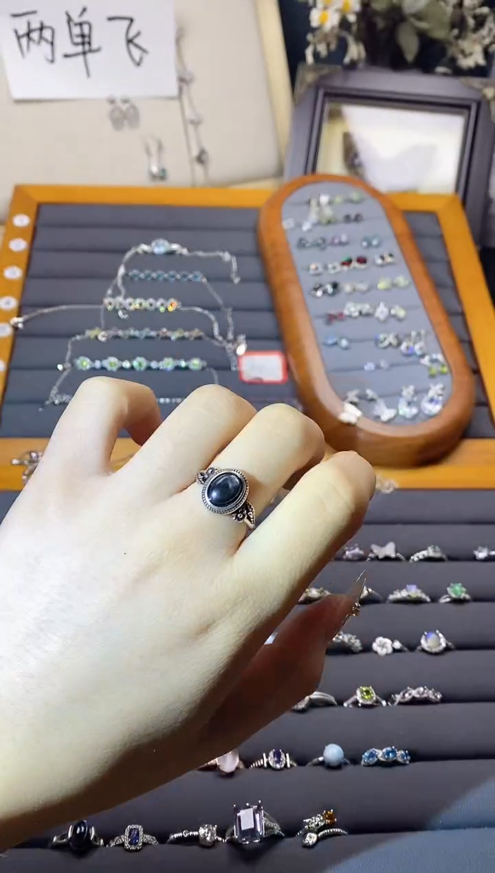 【闪购商品】水晶手链银S925镶嵌A127 