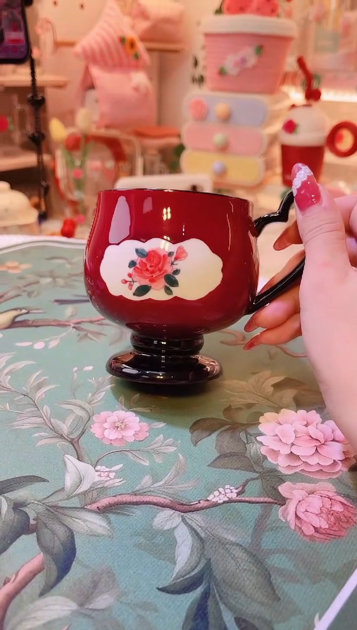 复古高脚杯红色——手工制作品质好！