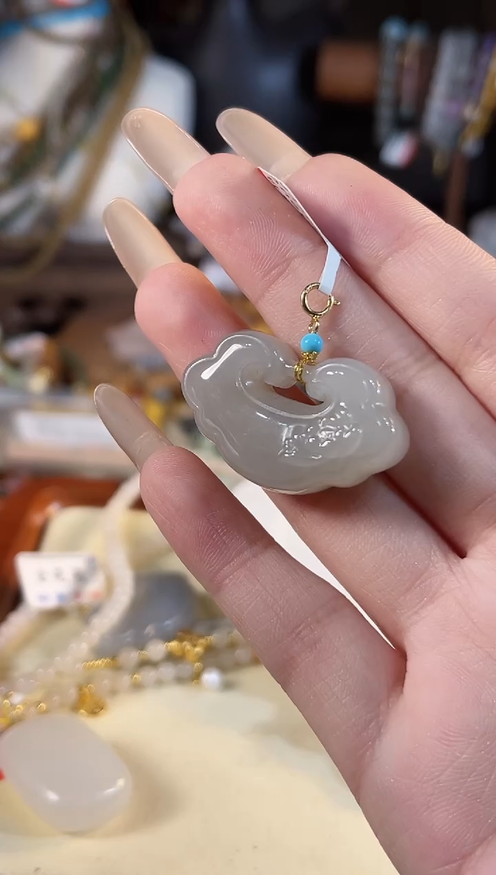 【闪购商品】和田玉吊坠(不含链)未镶嵌多样性发货其一