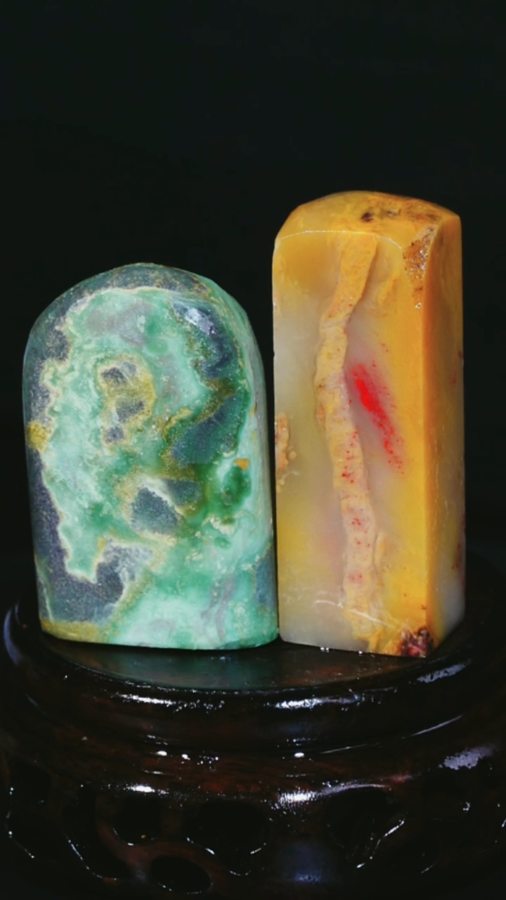 鸡血石鱼**堂昌化鸡血石