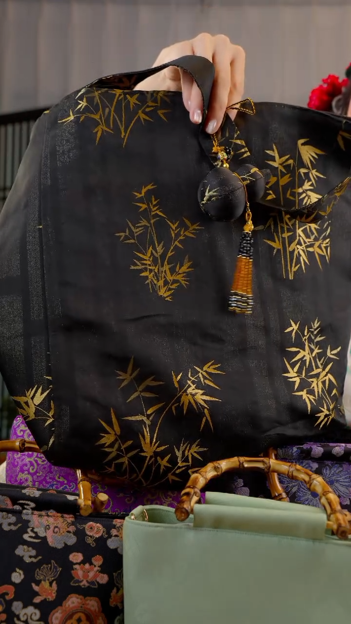 刺绣每****白包包加葫芦