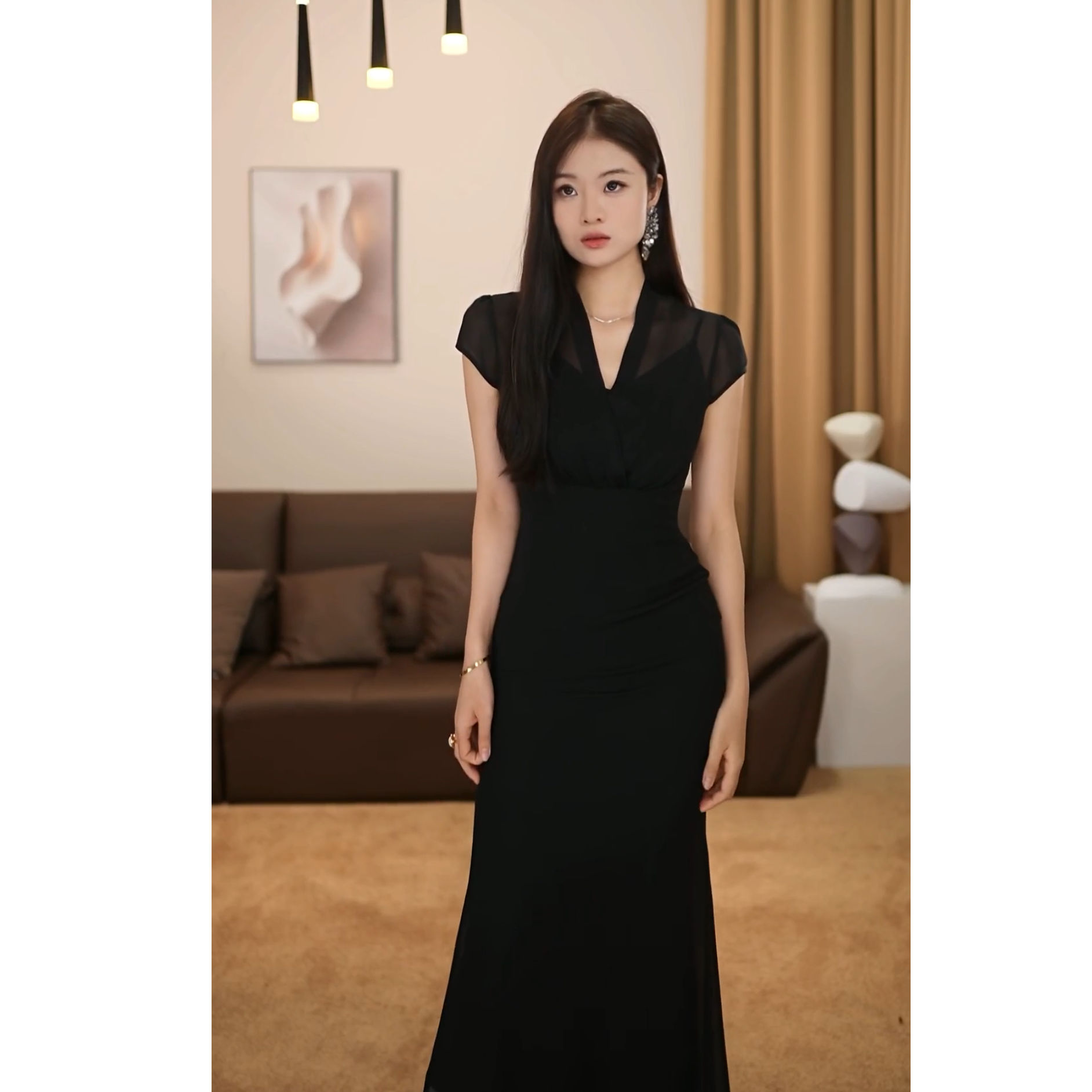 【爱笑】雾都浪漫  夏季新款法式V领轻奢小众高腰显瘦连衣裙-VG0163