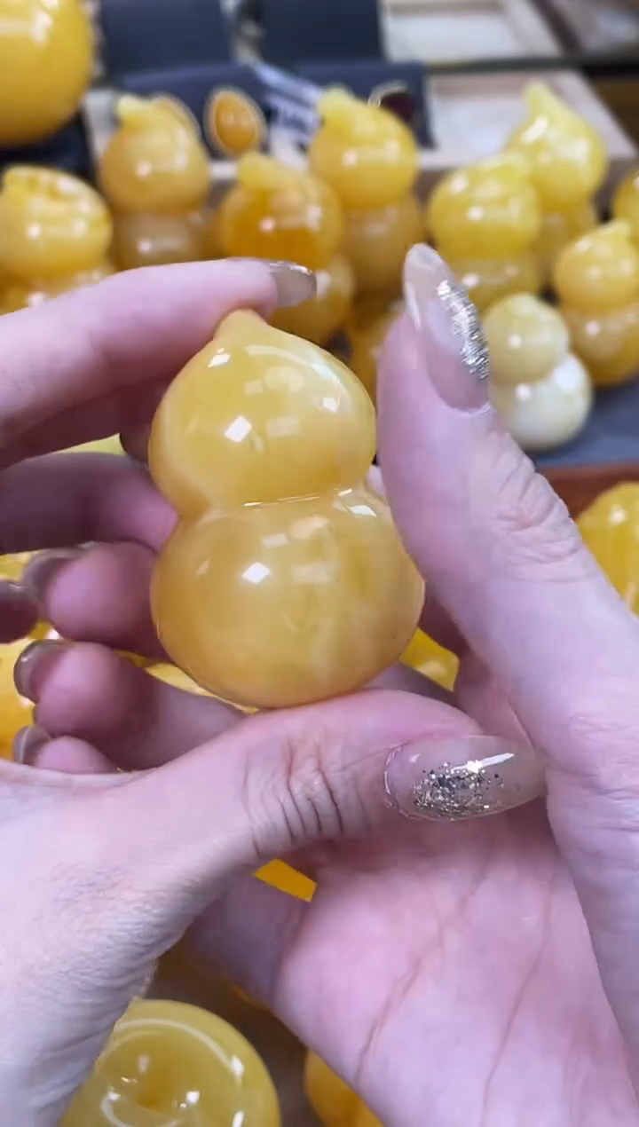 裸石琥珀未镶嵌J27