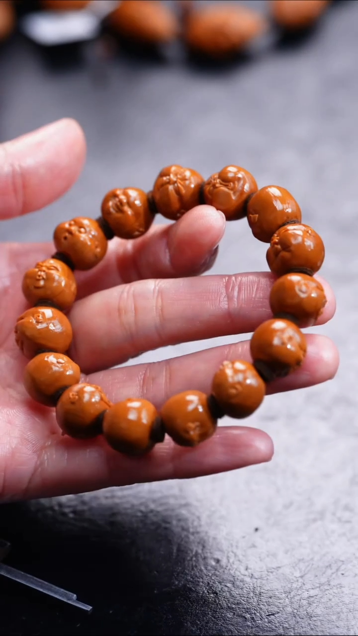 【闪购商品】橄榄核吊坠橄榄核