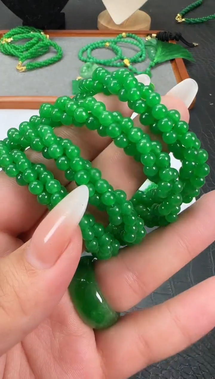 未镶嵌翡翠耳饰小米麻花手串
