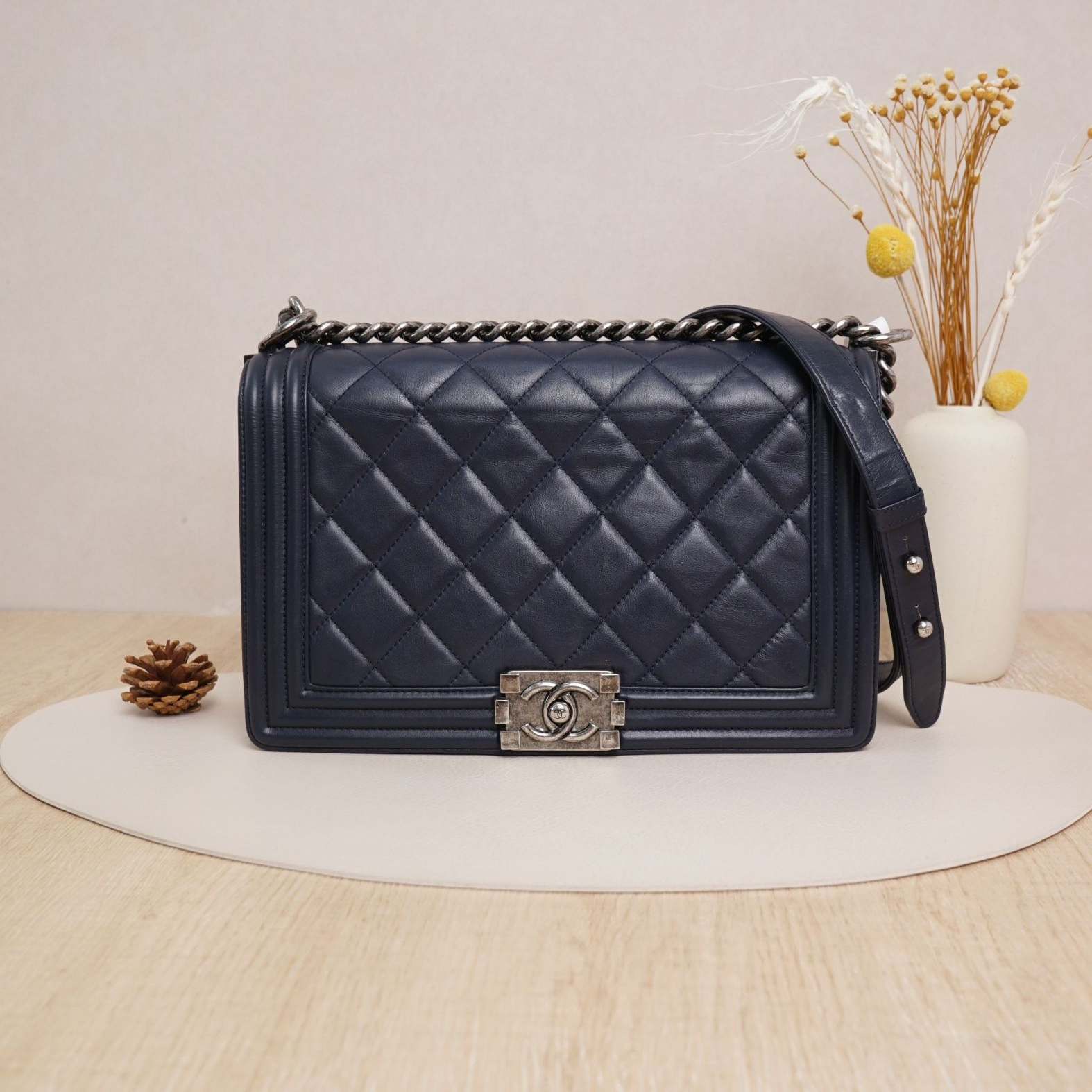 95新 Chanel/香奈儿 香奈儿leboy19开大号深蓝色牛皮/DS041142