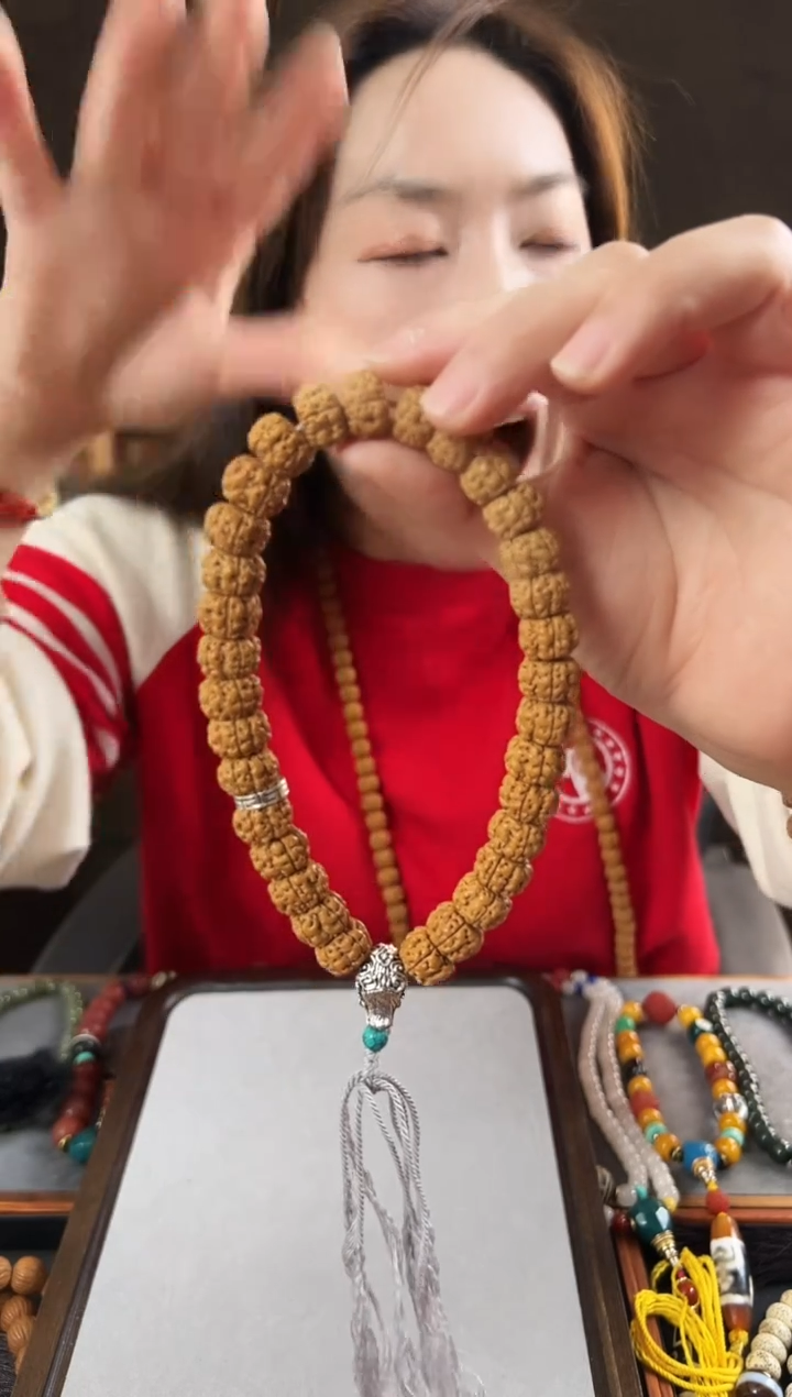 【闪购商品】金刚菩提吊坠精品盘龙纹手持