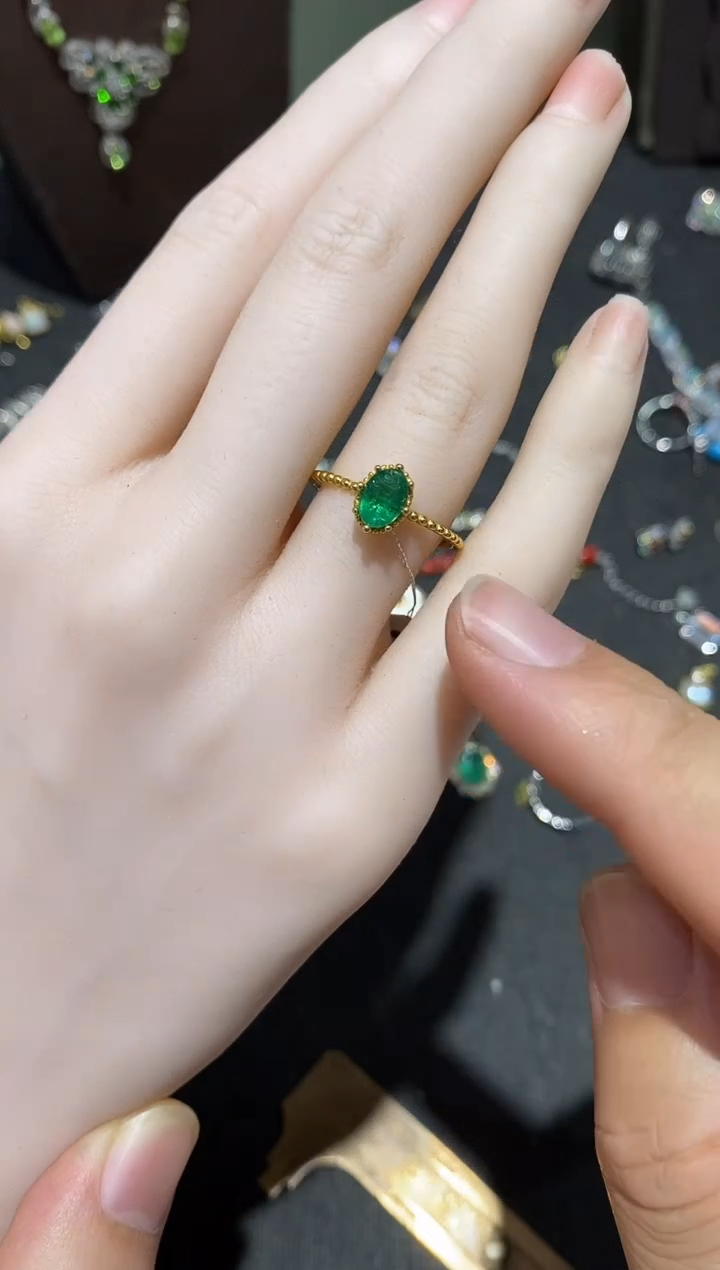 银S925镶嵌戒指祖母绿戒指