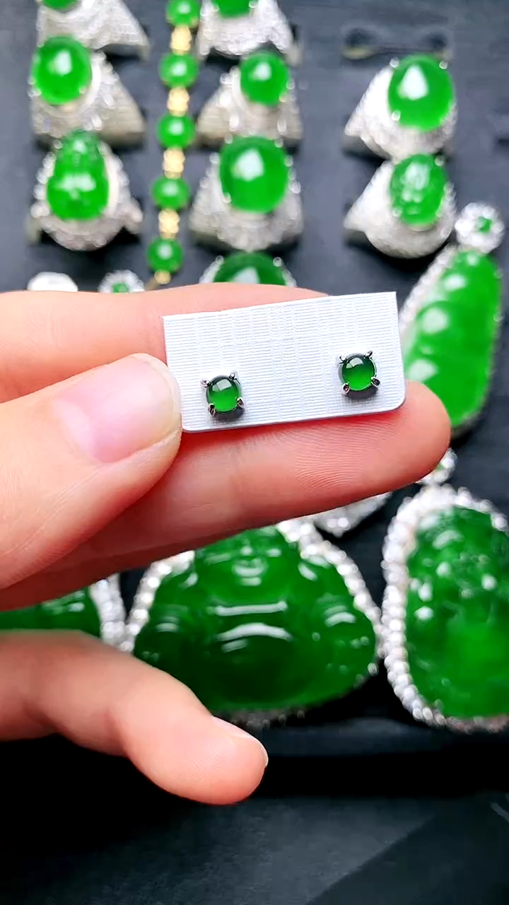 【闪购商品】翡翠耳钉未镶嵌蛋面耳钉