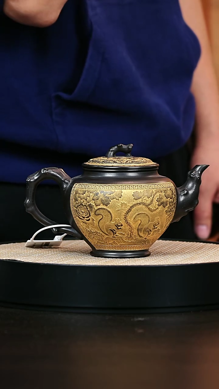 茶壶紫砂高黑料描金报春500cc