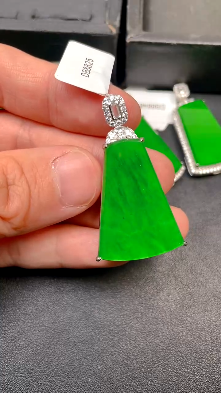 吊坠(不含链)银S925镶嵌翡翠DZ