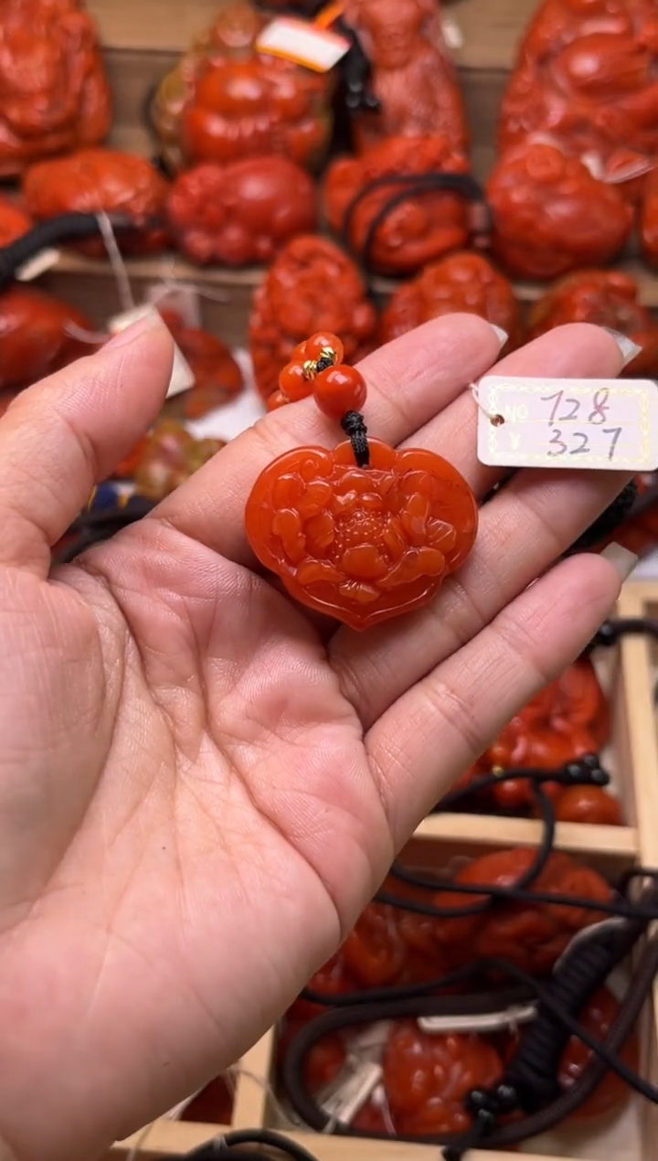 【闪购商品】南红玛瑙珠宝奇石未镶嵌728