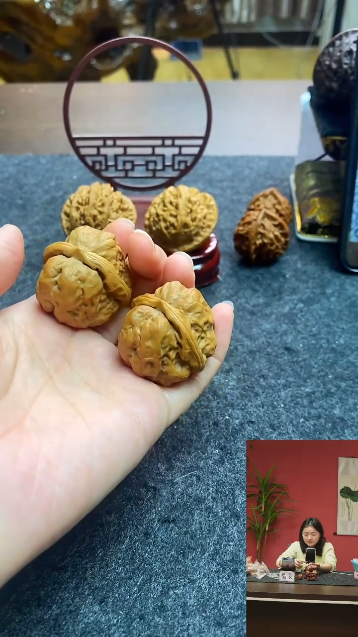 【闪购商品】文玩核桃把件36蛤蟆头