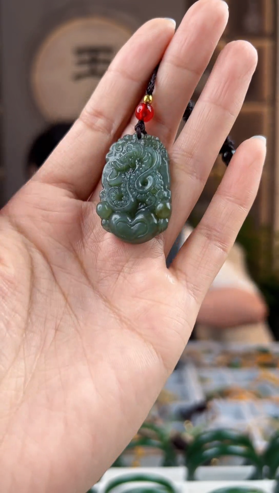 颈饰未镶嵌和田玉拍一发一，拍一发一