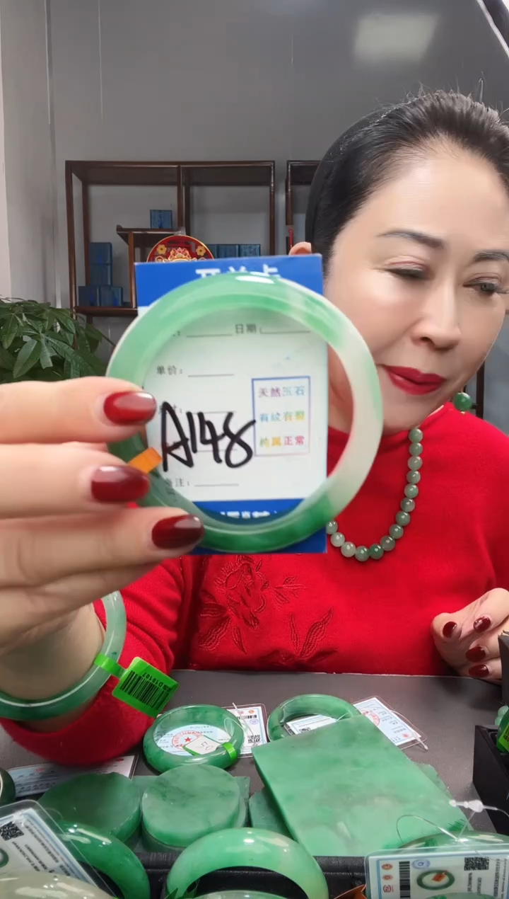 【闪购商品】石英质玉手镯未镶嵌11