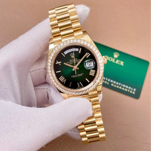 未使用 Rolex/劳力士 礼尚往来卡25年228348圈钻烟熏绿1J34Y