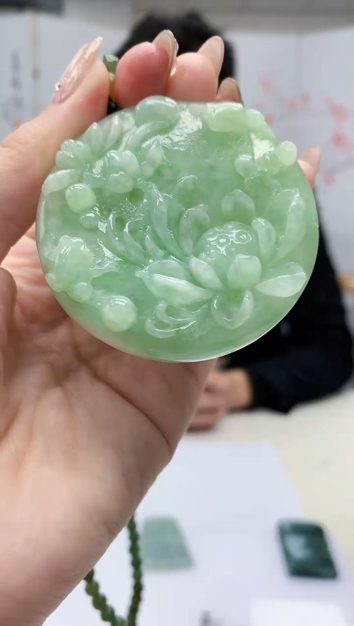 【闪购商品】定制翡翠未镶嵌1502jw-毛货挂件20赠珠链