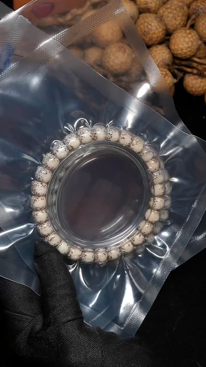 手串星月菩提骨瓷白8*7尺寸-A231