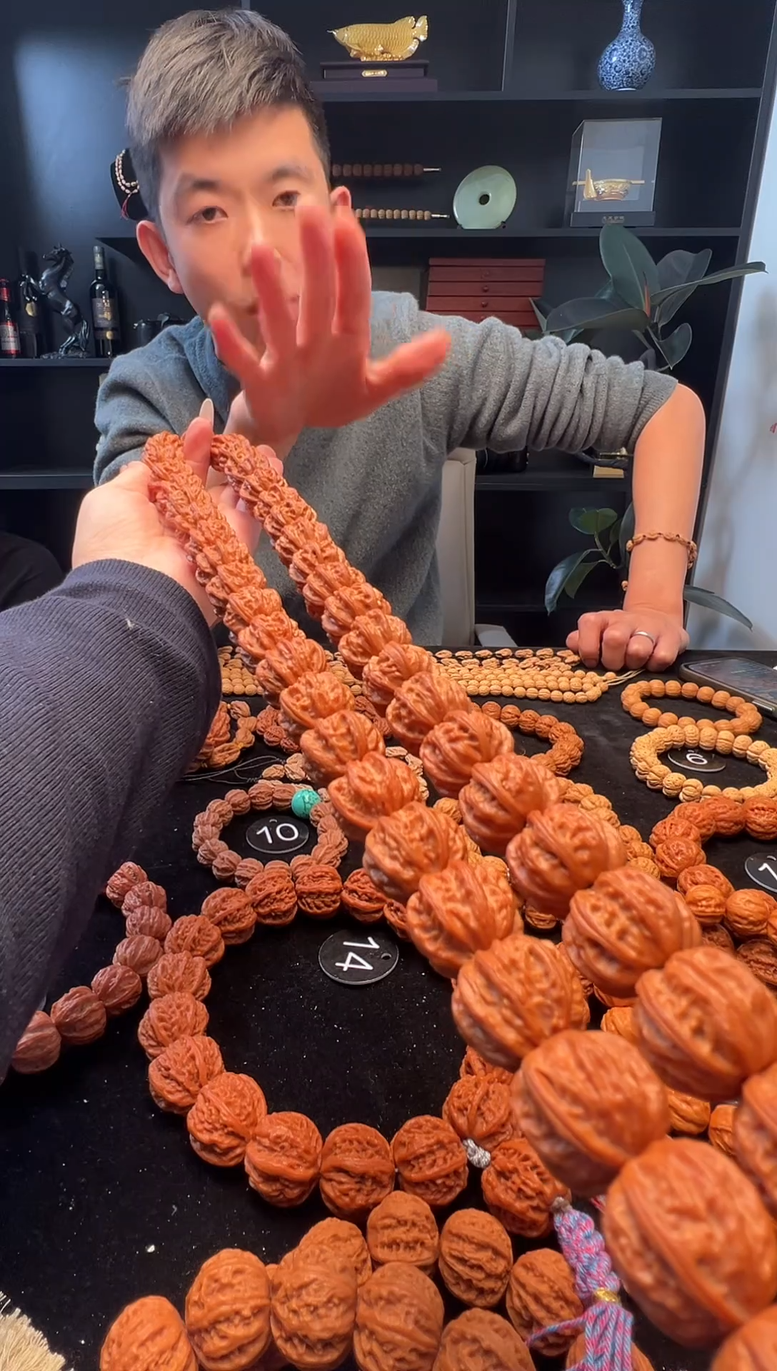 手串文玩核桃蝴蝶龙脊