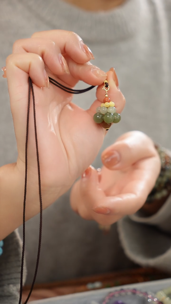 项链未镶嵌和田玉和田玉圣诞树项链