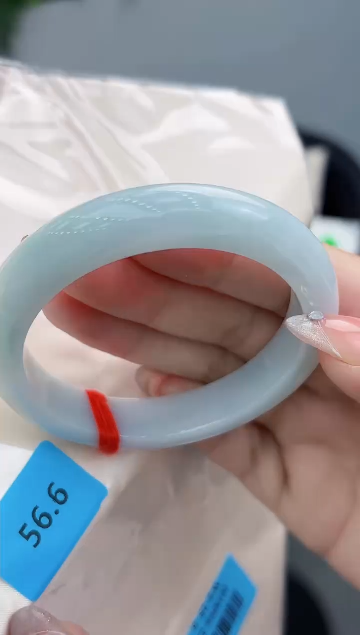 【闪购商品】翡翠手镯未镶嵌翡翠手镯