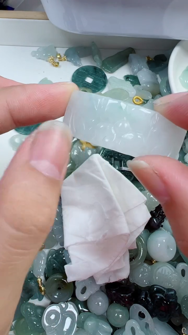 散珠翡翠1058号链接，A货翡翠