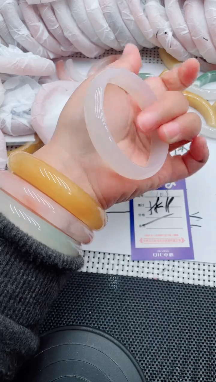 未镶嵌手镯石英质玉109-58-59