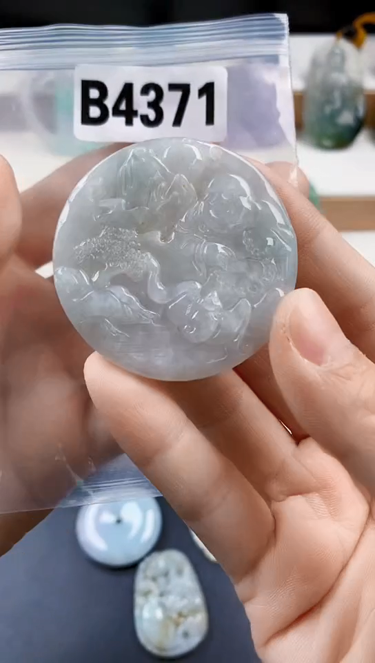 颈饰未镶嵌翡翠天然翡翠吊坠挂件