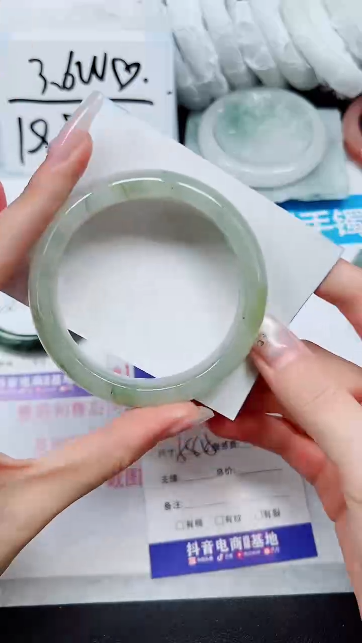 【闪购商品】石英质玉手镯未镶嵌A363-57`58`59`