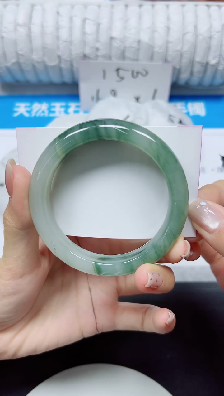 石英质玉手镯未镶嵌16/56