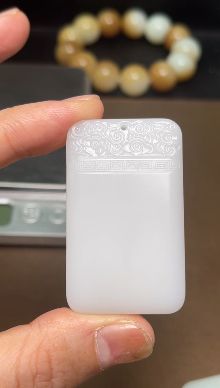 颈饰未镶嵌和田玉40