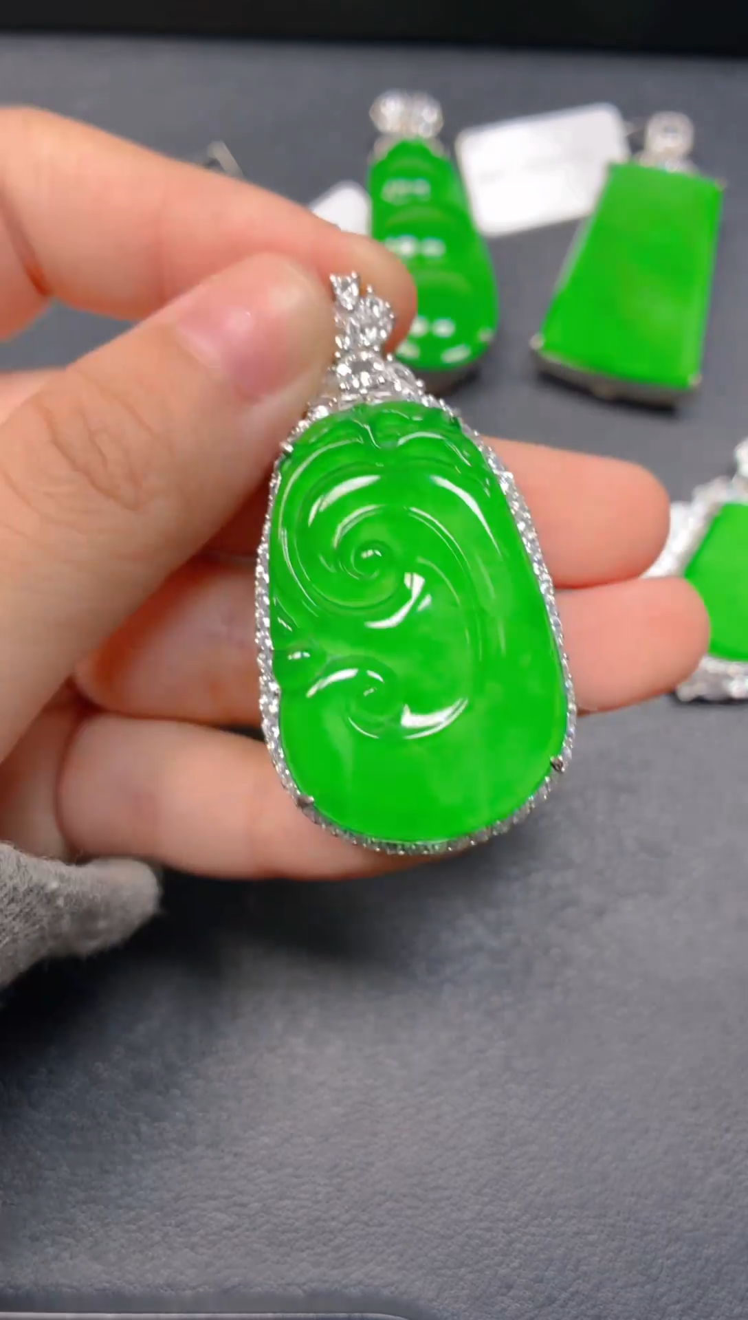 颈饰银S925镶嵌翡翠1