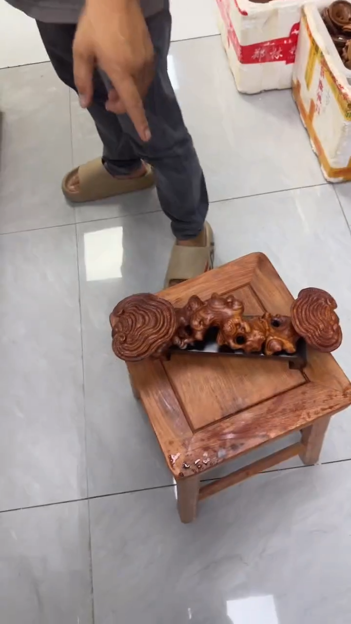 花梨木类木雕款工艺品88888888
