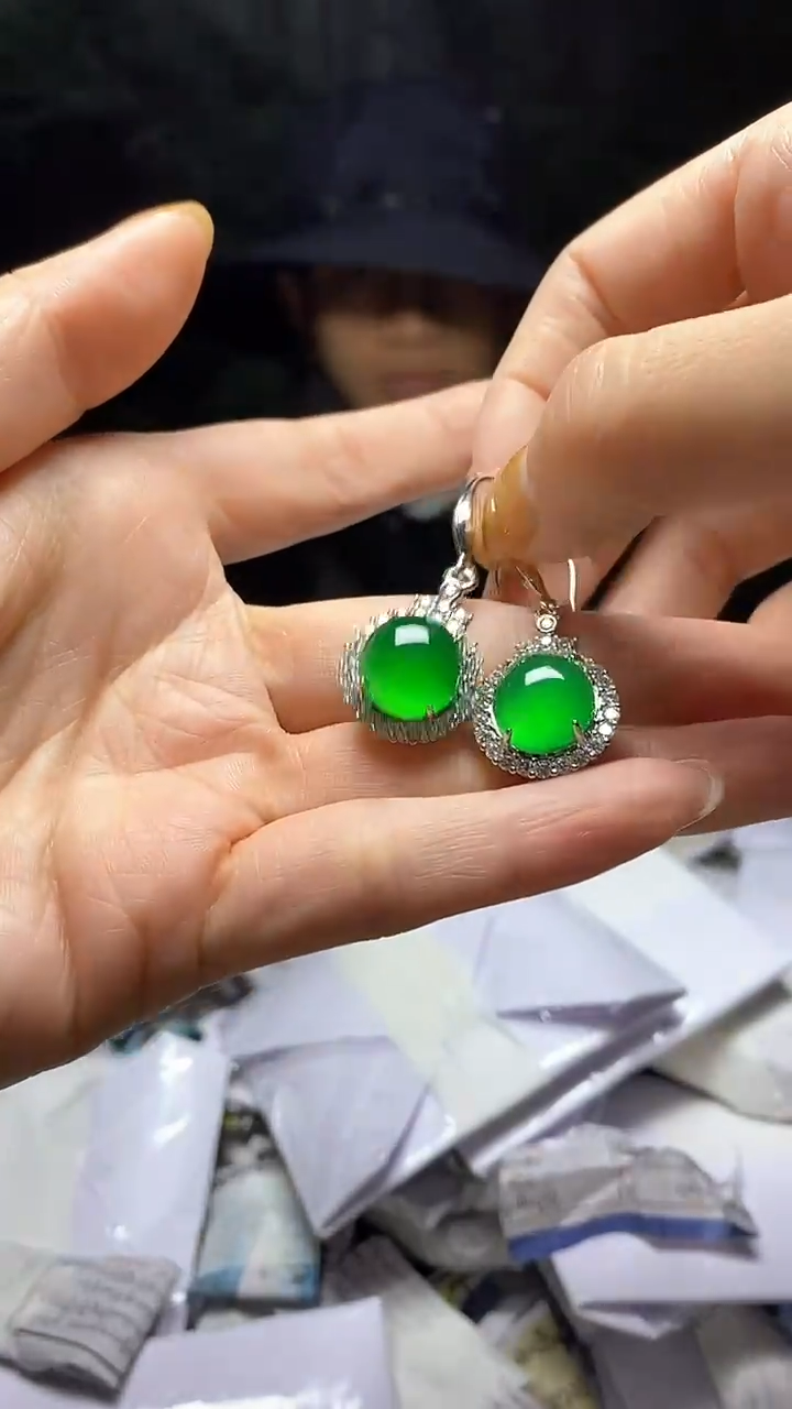 满色吊坠 所见即所得！！