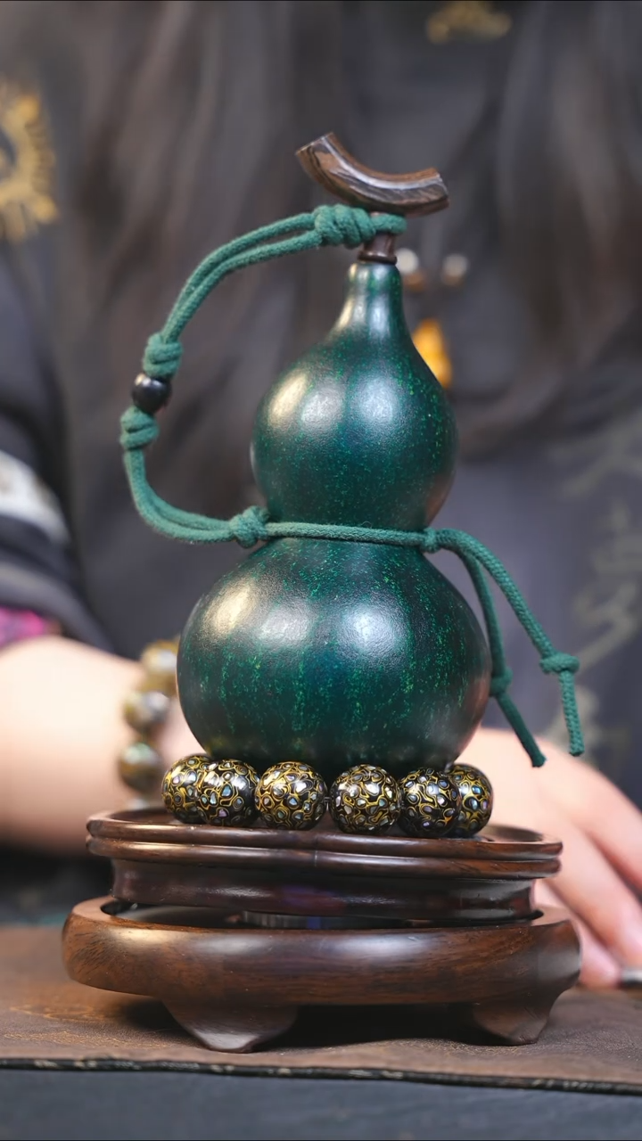 【闪购商品】YK181大漆酒葫芦不包手串及旋转底座