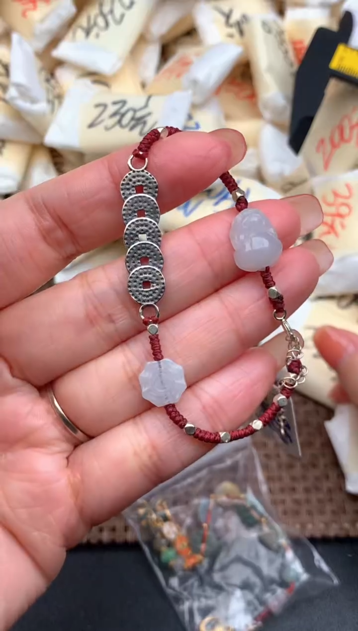 未镶嵌挂件翡翠1