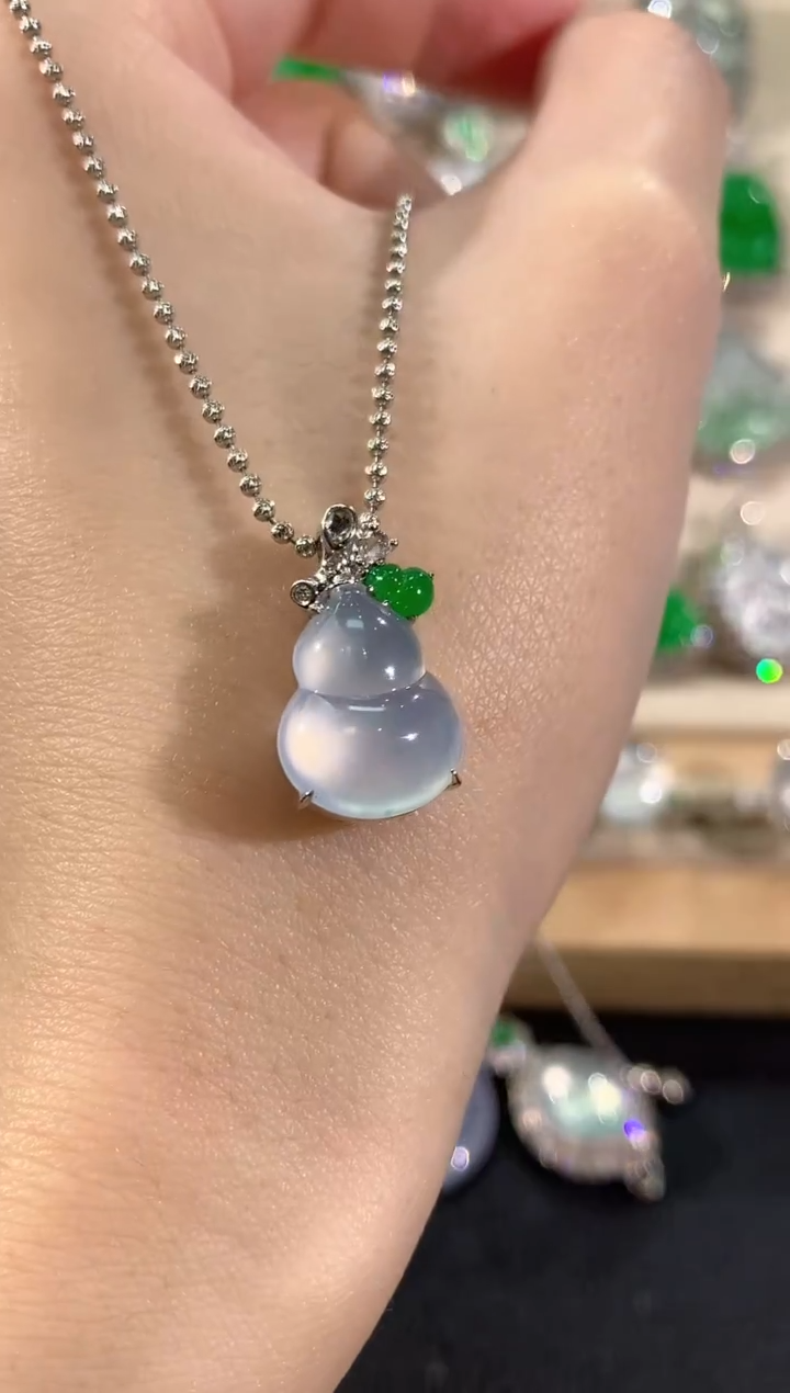 吊坠(不含链)18K金镶嵌翡翠冬日珠宝W31