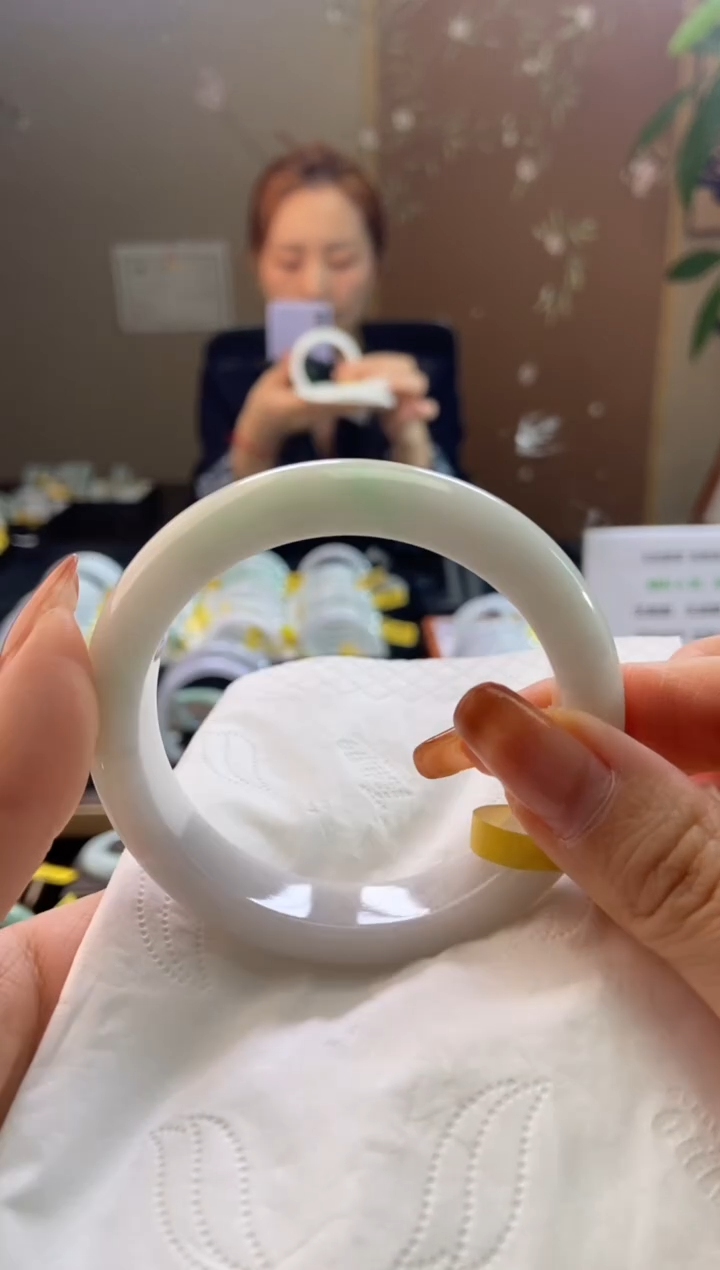 未镶嵌手镯翡翠の****ᐝ55.8圈口t