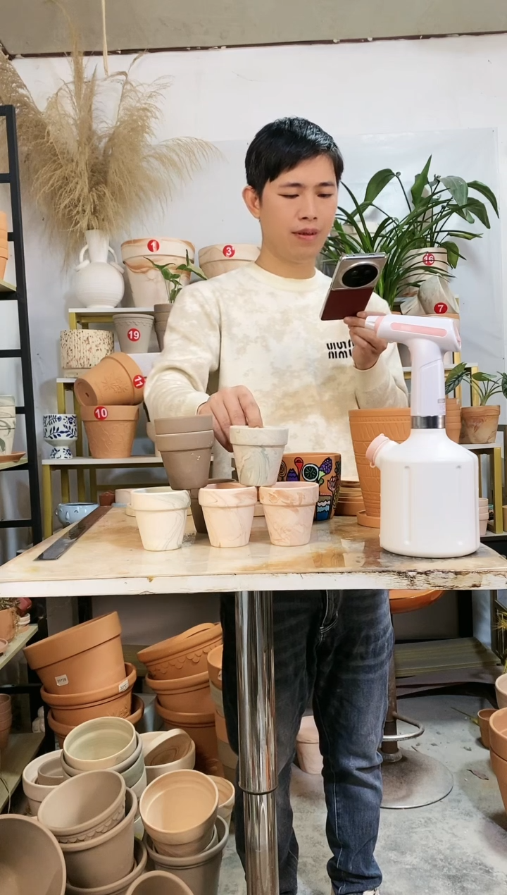 【闪购商品】红陶8*8陶盆3色组合 6盆无托