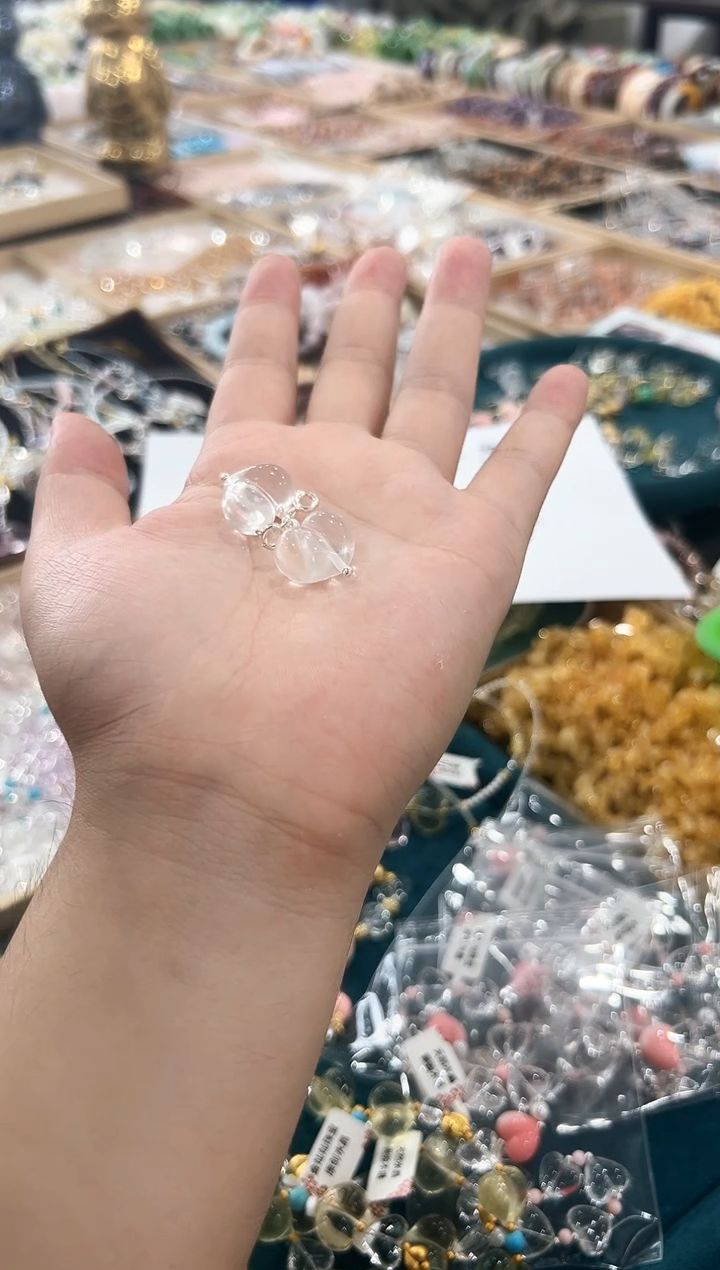 吊坠(不含链)未镶嵌水晶小屁桃
