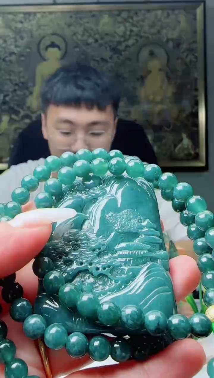 翡翠未镶嵌颈饰111111111111`