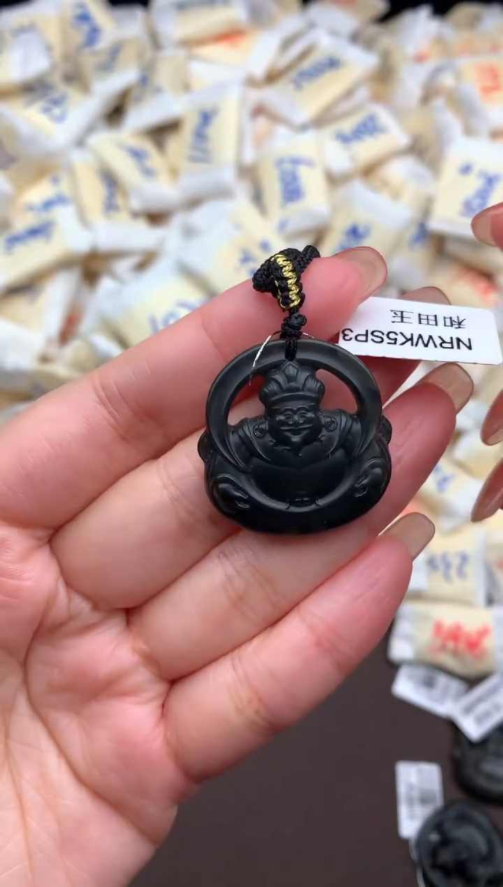 【闪购商品】和田玉挂件未镶嵌多样性发货（发一个）